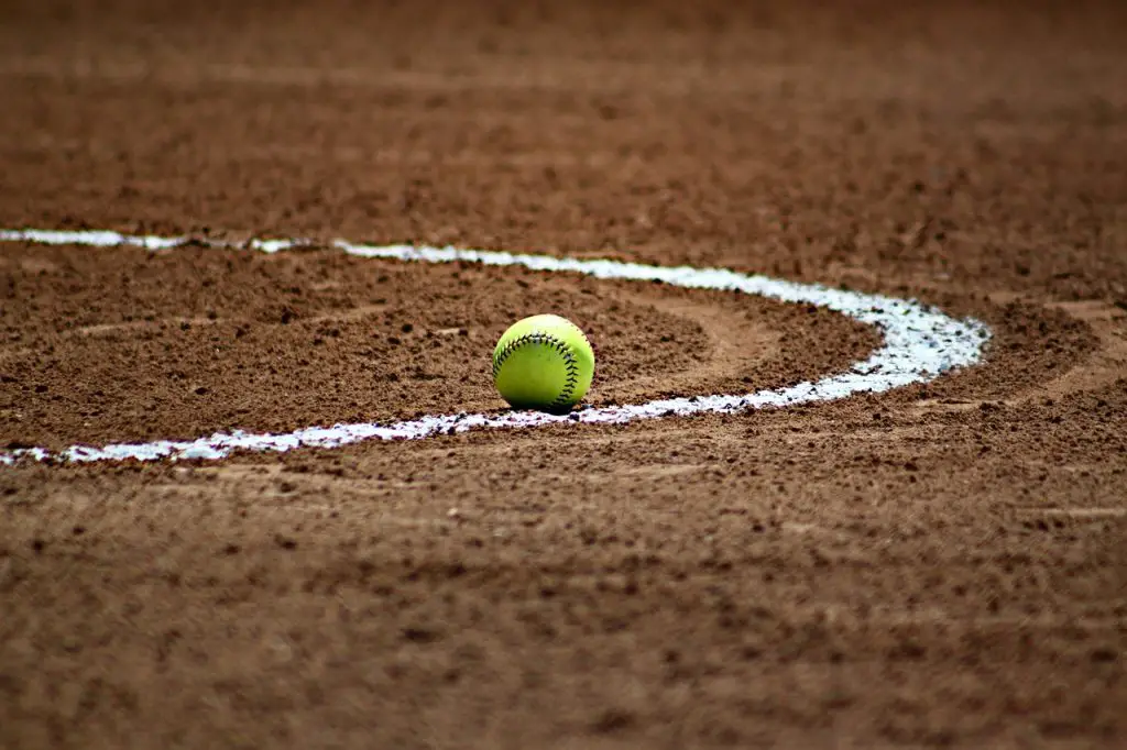 What Is A Pinch Runner In Softball? Everything You Need To Know