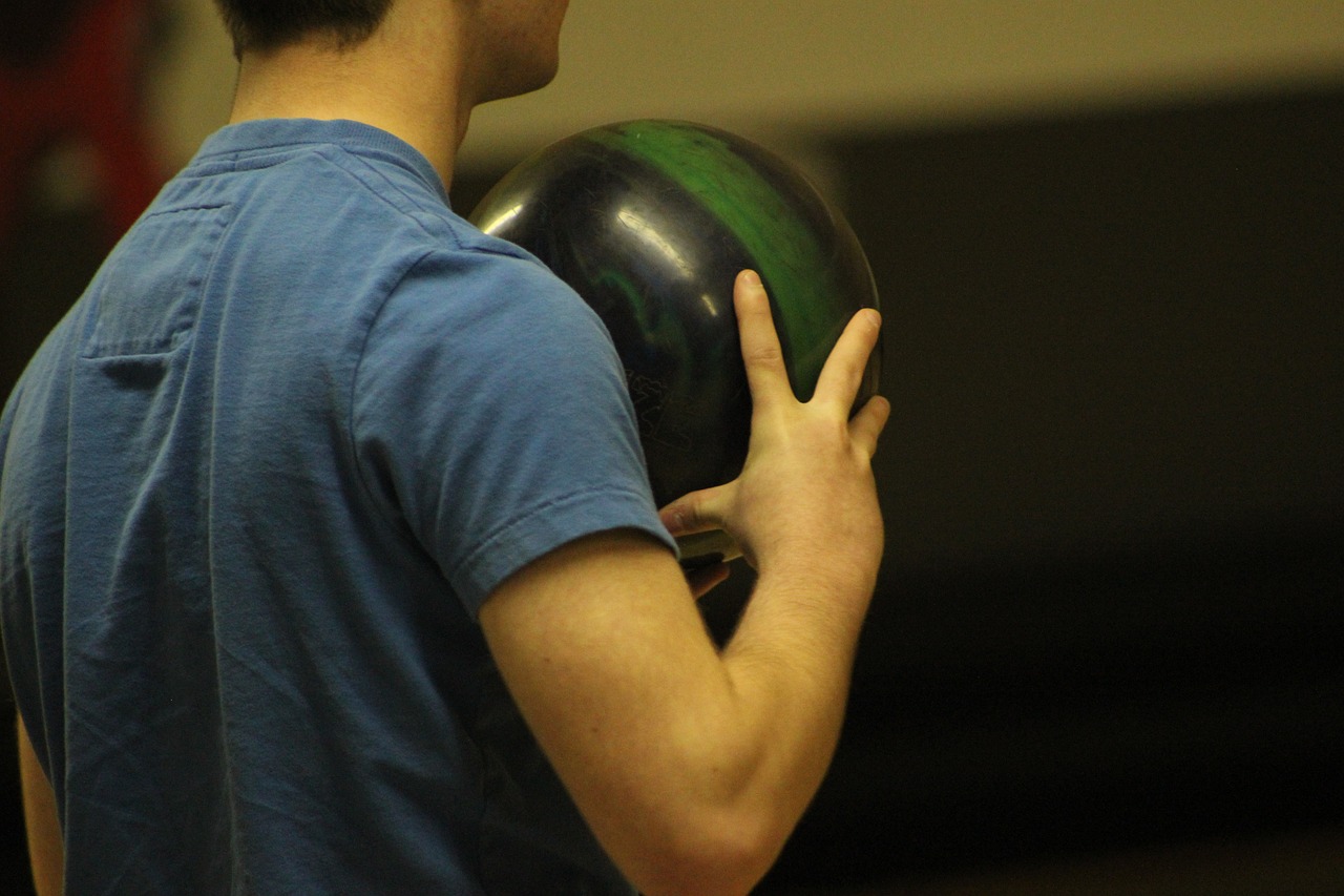 Discover the Heaviest Bowling Ball What You Need to Know