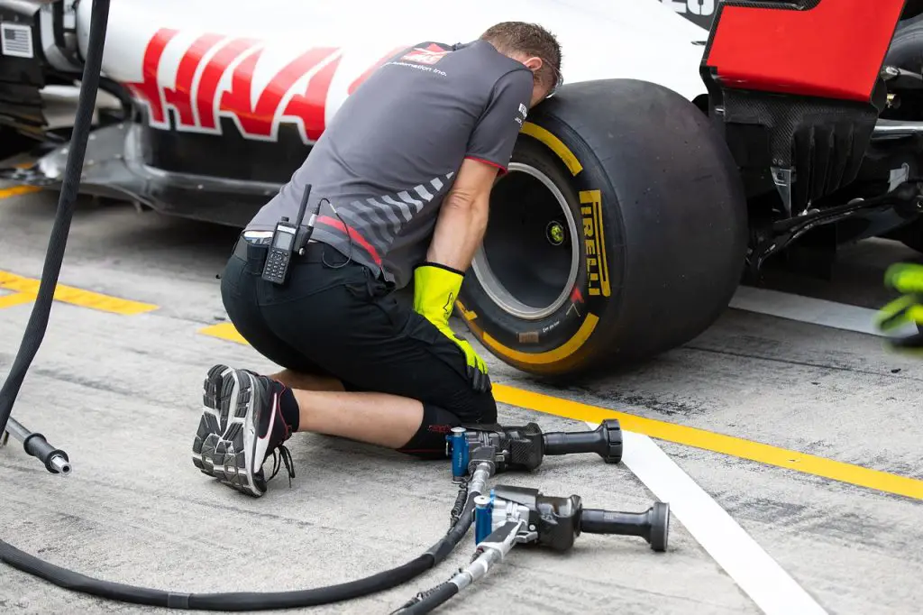 7 Secrets of F1 Tire Changers How Much Do They Make?